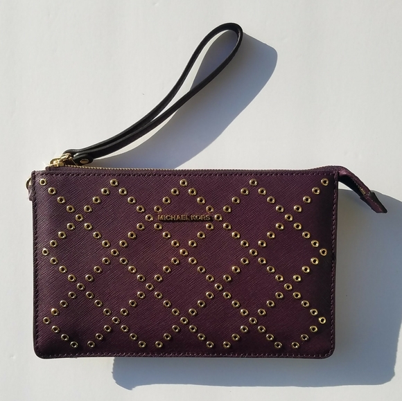 Michael Kors Wristlet - Picture 2 of 5